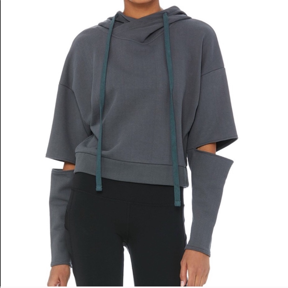 NWOT Alo Yoga Peak Long Sleeve - Sz XS